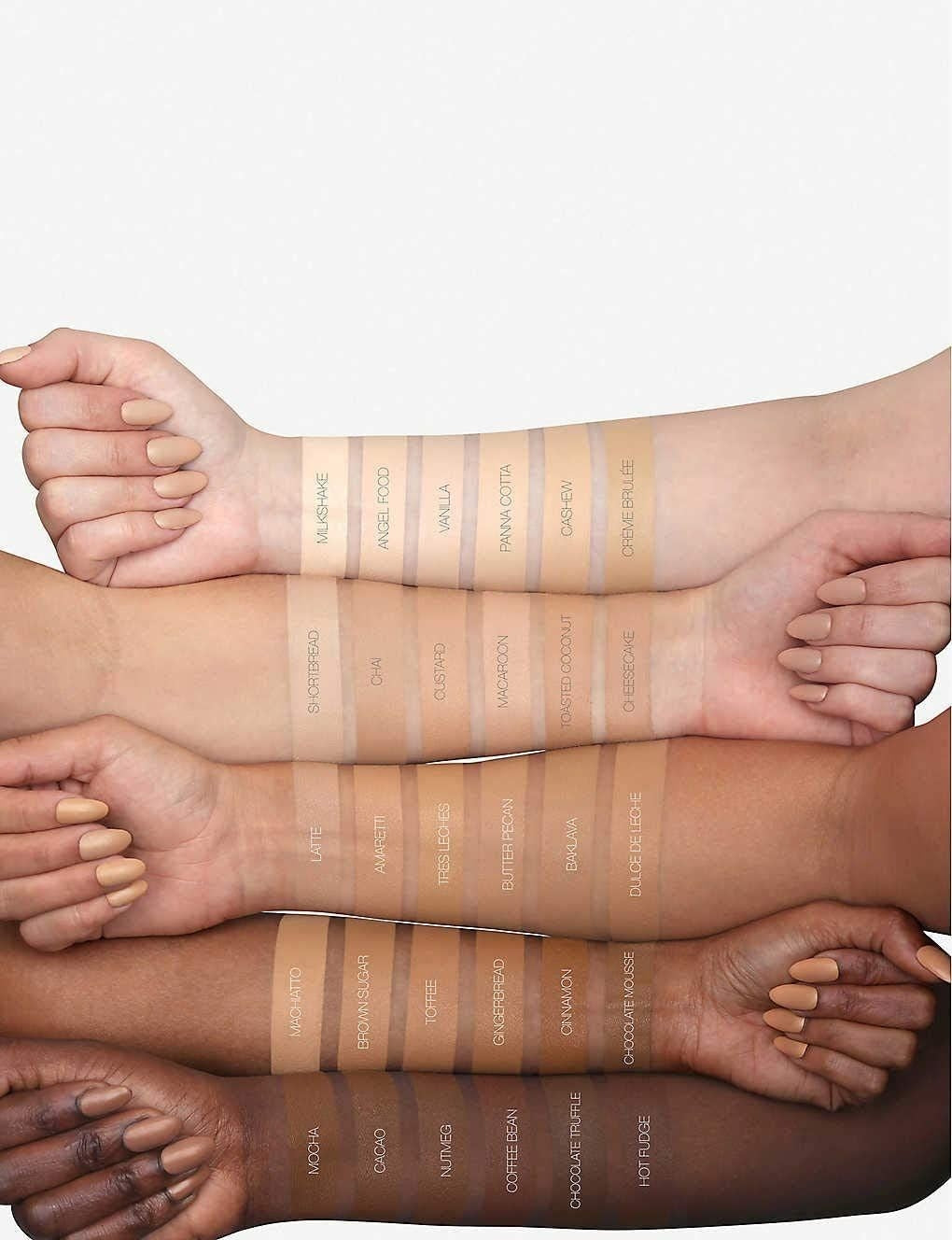 Huda Beauty Faux Filter Luminous Matte Foundation Milkshake 100B 45ml